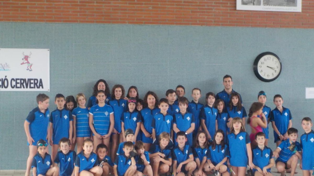 Els nadadors del CN Lleida que van participar en la jornada de la lliga benjamina i prebenjamina.