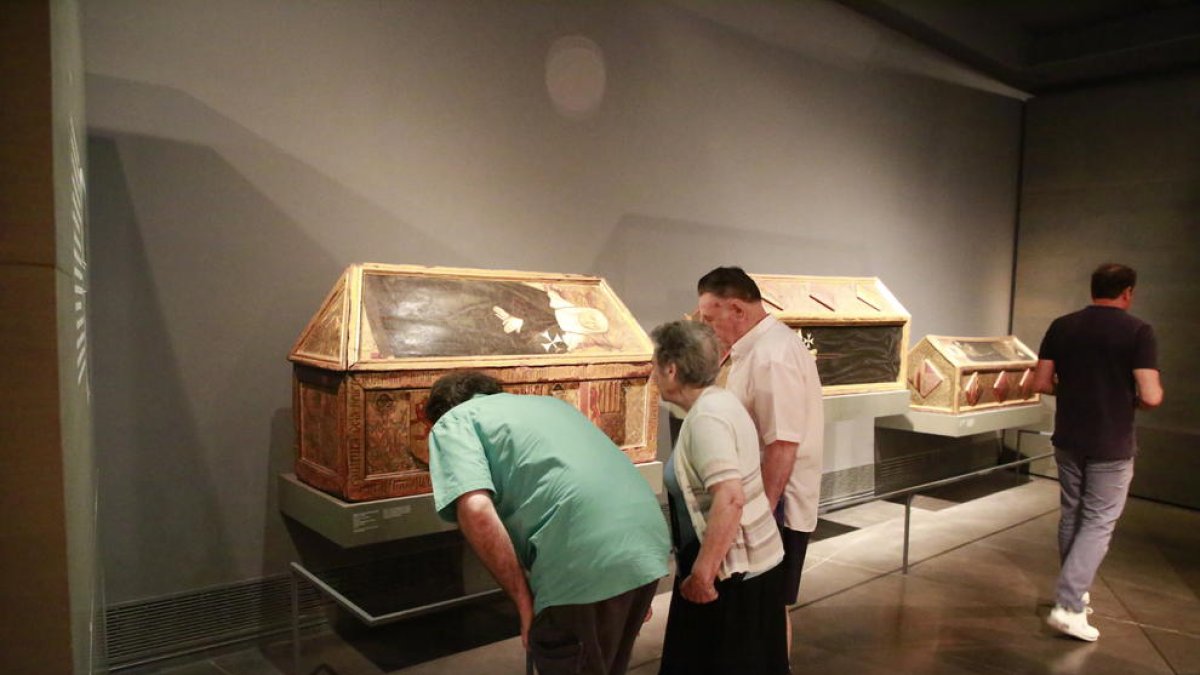 El Museu de Lleida ha rebut aquesta setmana nombrosos visitants interessats en les obres en litigi.