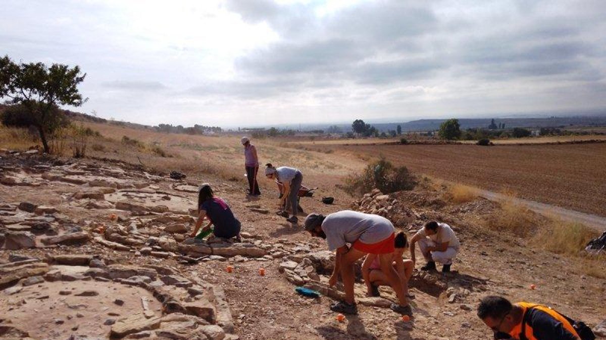 Treballs al jaciment d'Almenara.