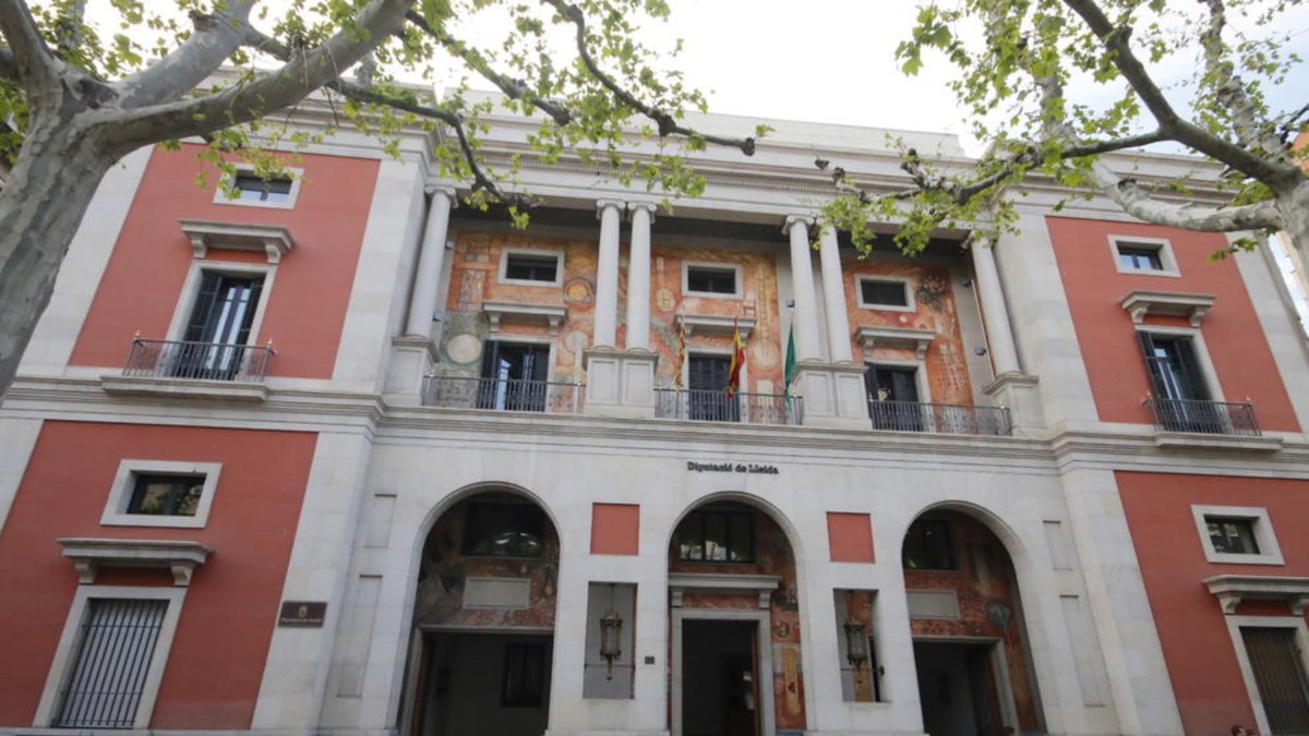 Imatge de l’edifici de la Diputació, a la rambla Ferran.