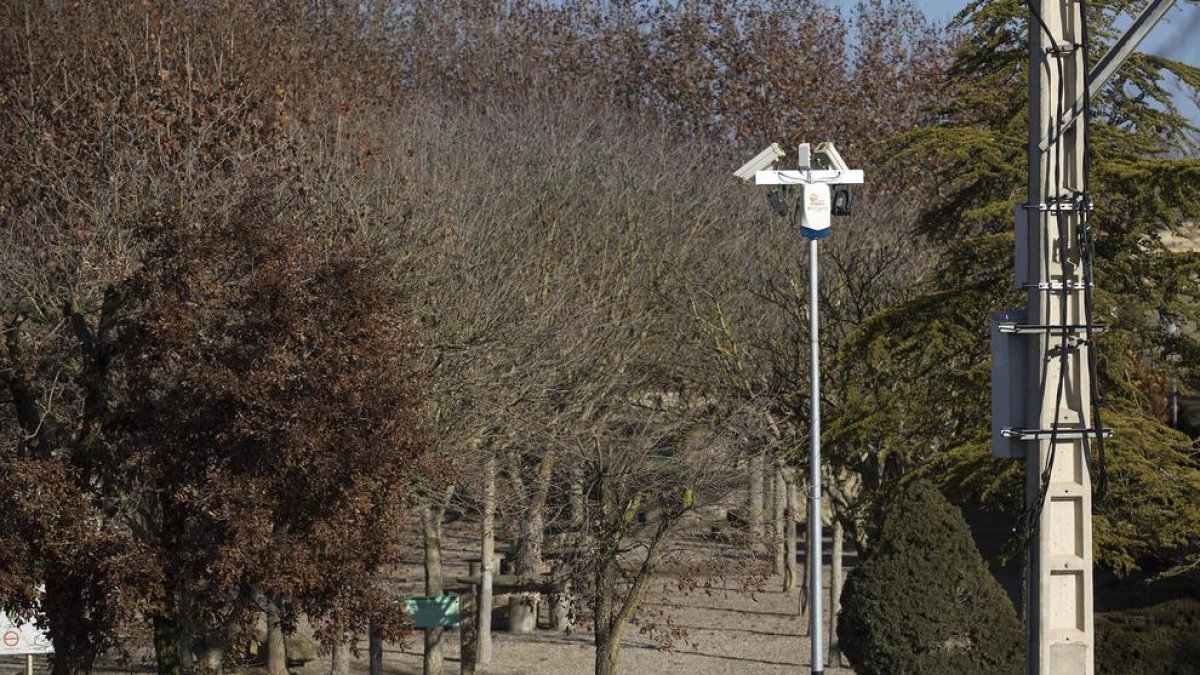 La cámara de vigilancia que se ha instalado en Guissona.