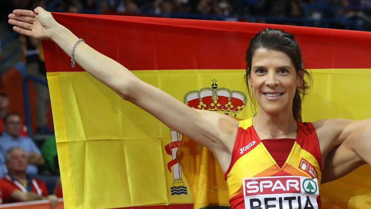 Ruth Beitia, después de conseguir su sexta medalla en un Europeo.