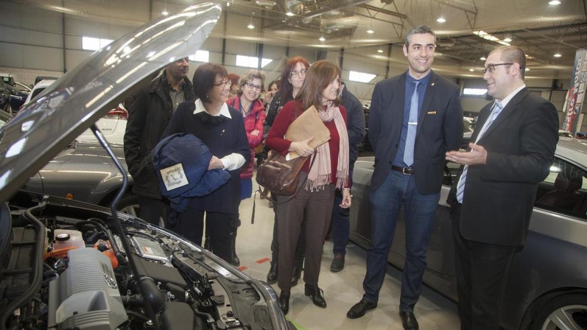 Bernat Solé, Montse Gallardo y Rosa Maria Perelló ayer en Agr’auto.