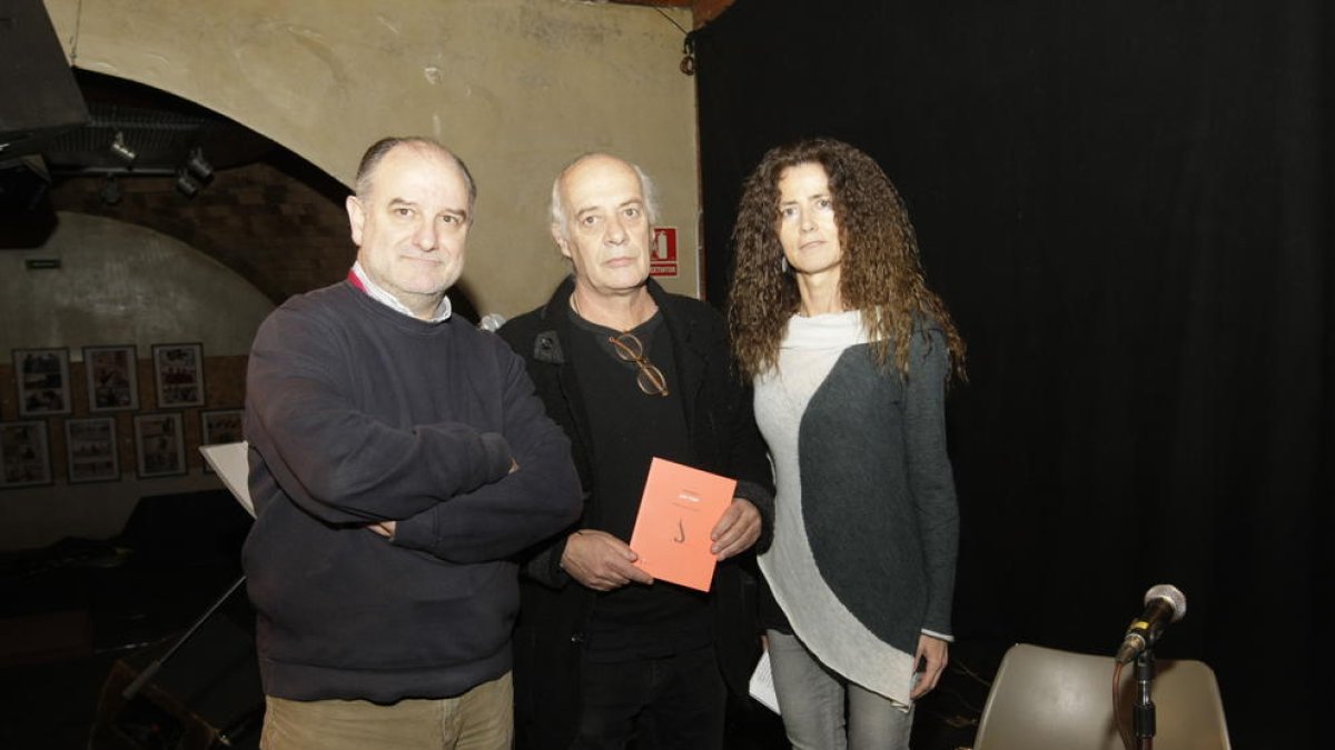 Javier de Castro, Joan Isaac y la editora de Llibres del Segle.