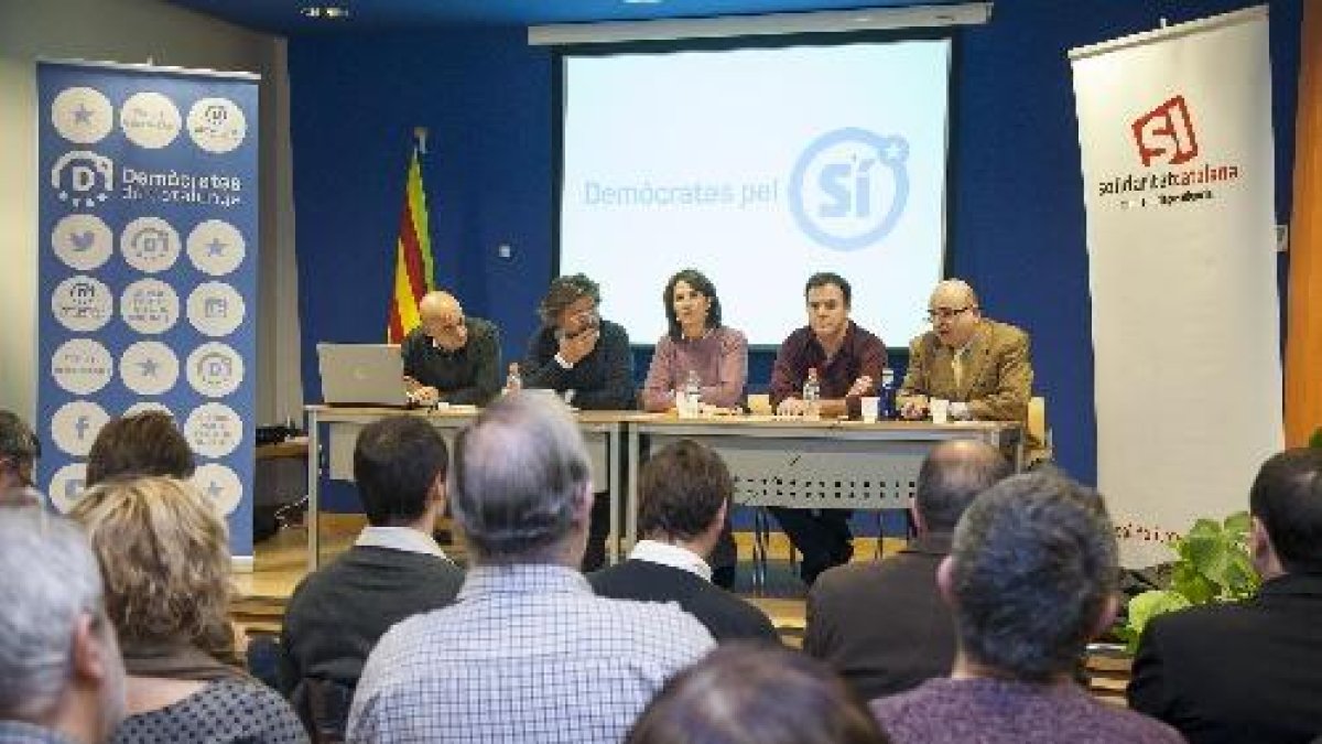 L’acte celebrat ahir a la biblioteca comarcal de Tàrrega.