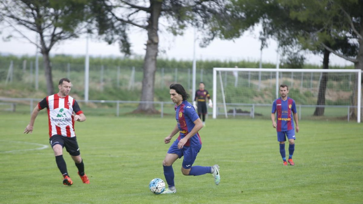 El Soses goleó al Bellcairenc, en la imagen, y salvo sorpresa estará en la final.