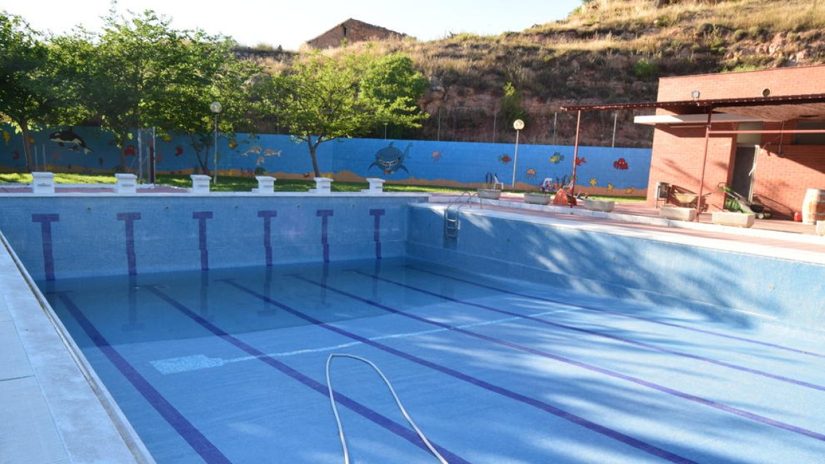 Bovera prepara la apertura de las piscinas municipales a la espera de disponer de socorrista.