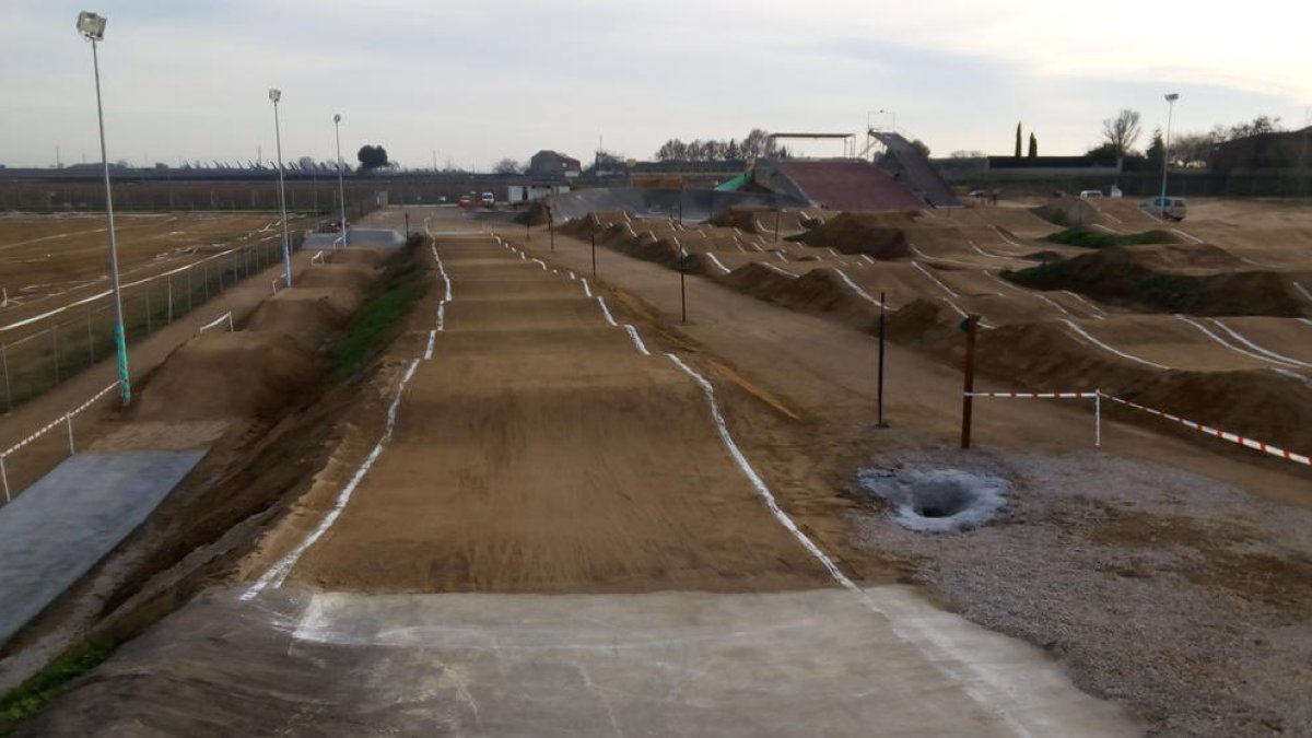 Una vista general del Bike Parc Vila-sana, que es converteix en un dels millors circuits de BMX permanents d’Europa.