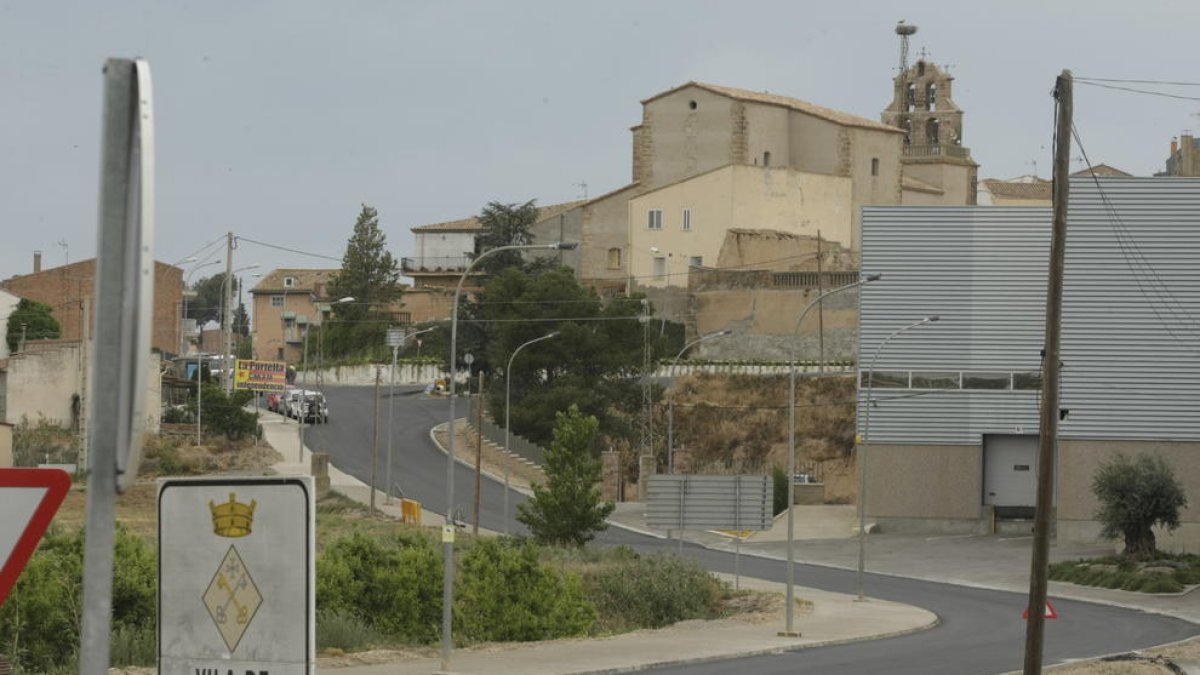 Imagen de la entrada a la población de La Portella. 