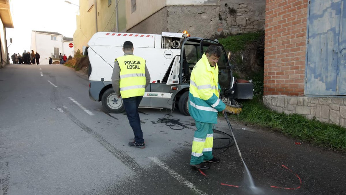 El tramo de la calle Cavalleria en el que se produjo el accidente no tiene ningún tipo acera.