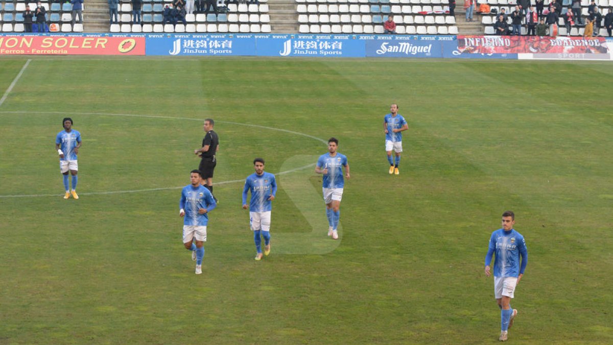 Protestes de jugadors i afició del Lleida Esportiu al Camp d'Esports