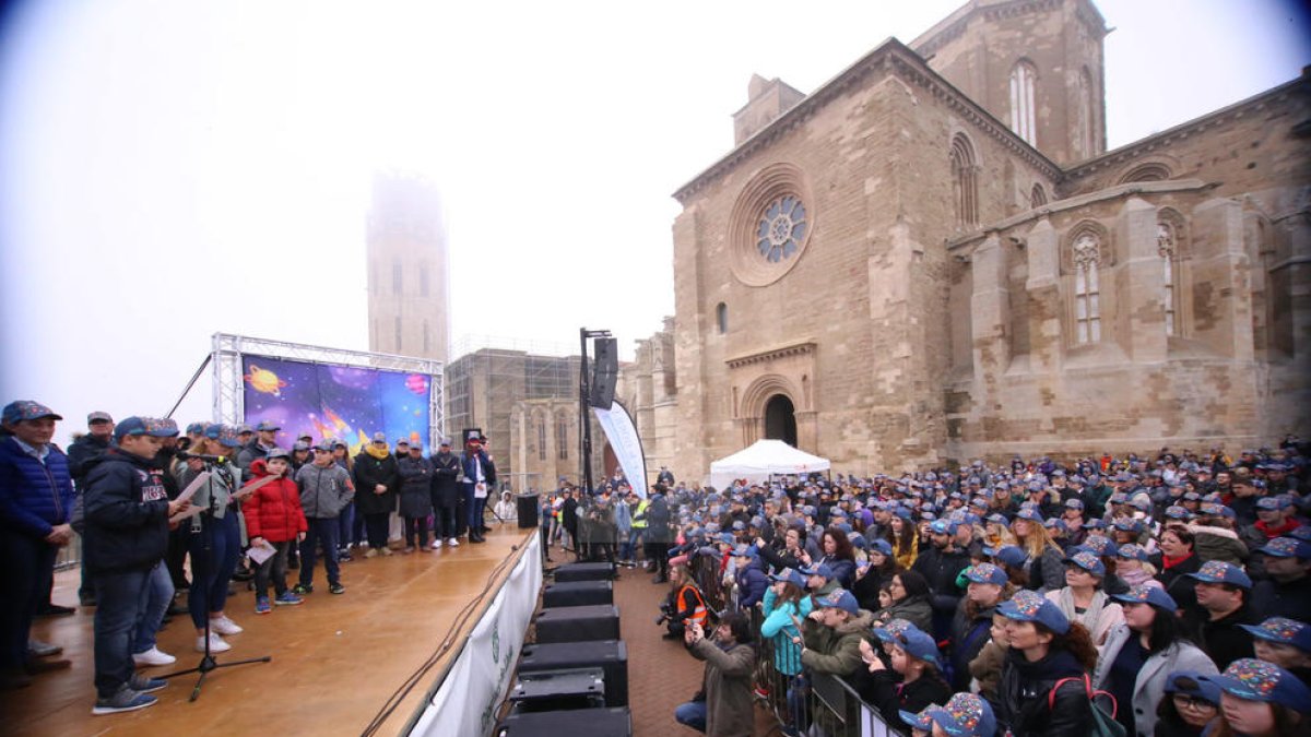 Una quincena de tractores esperan en Calaf los 115 que han salido de Cervera.