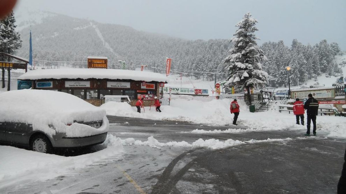 Las recientes precipitaciones han dejado 30 centímetros de nieve nueva en Port del Comte.