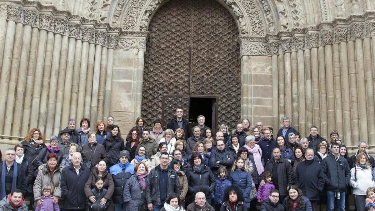 Los visitantes que ayer participaron en Coneguem l’Urgell. 