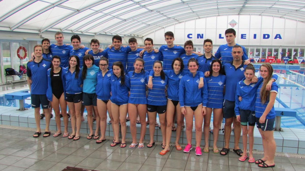 El CN Lleida brilla en el Circuit Infantil de natación con 21