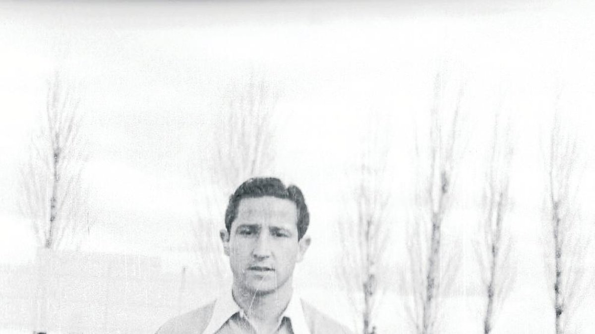 Remacha con la camiseta del Lleida en la temporada 1948-49.