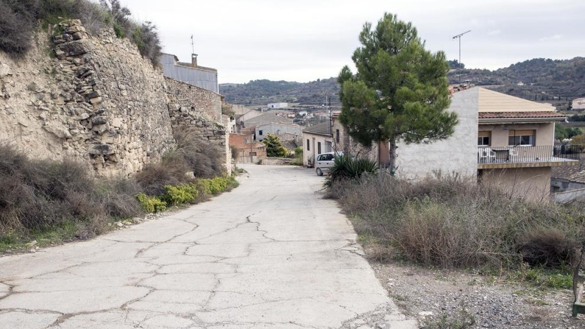 Vista general de la calle de la Bovera. 