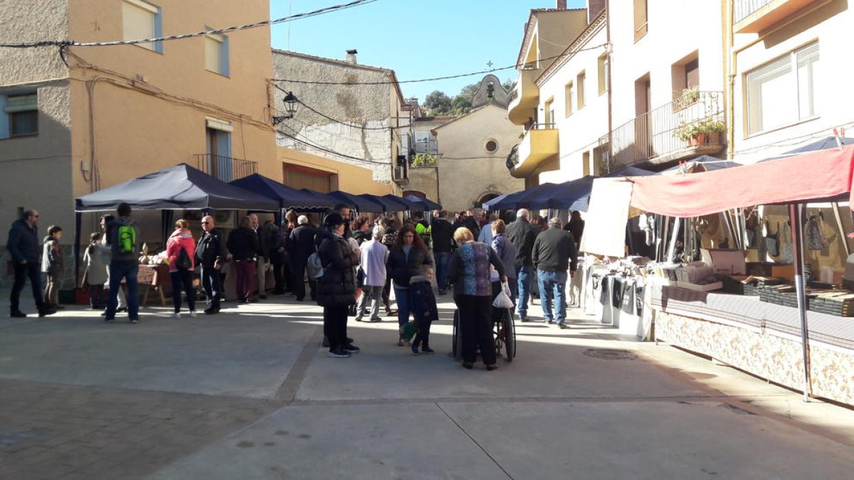 Algunes de les parades de la Fira de la Sal.