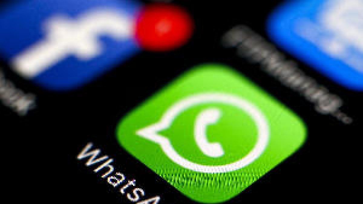 Denuncien que un guàrdia civil té la salutació feixista de perfil de Whatsapp