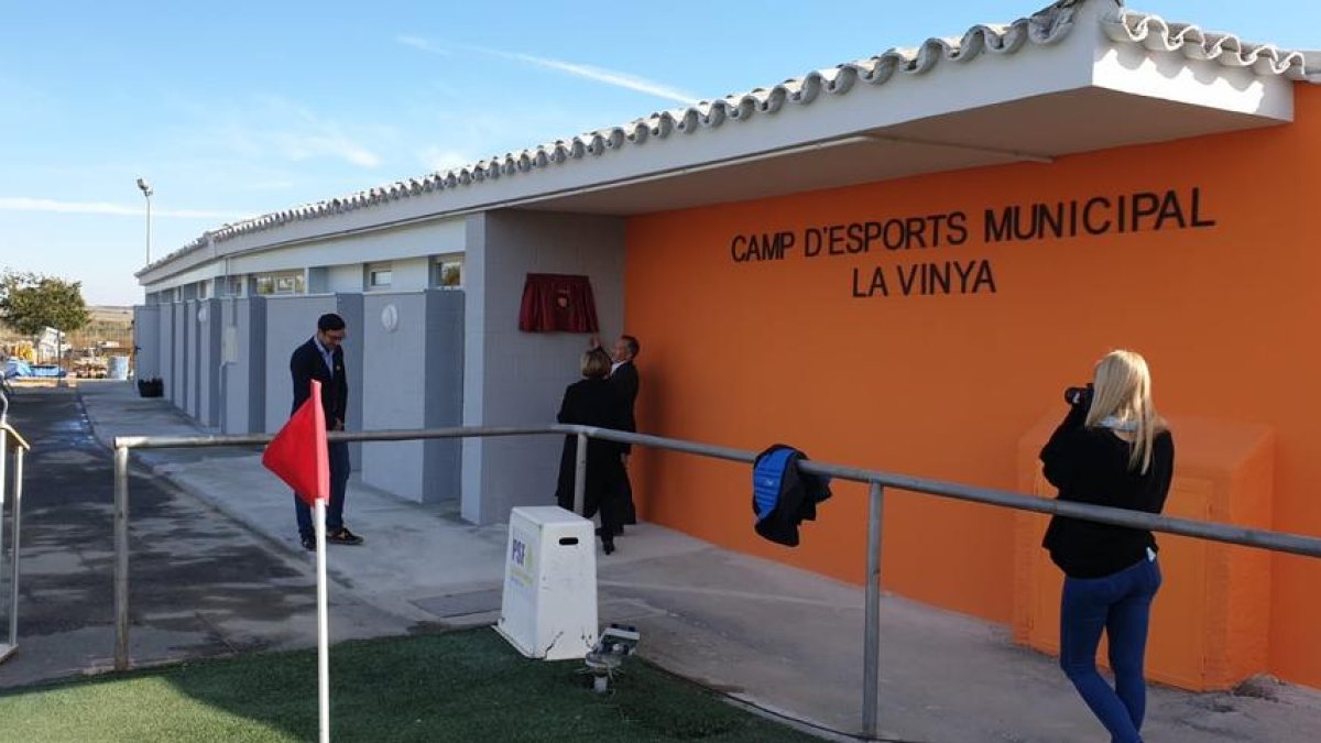 Un moment de la inauguració de la remodelació dels vestidors.