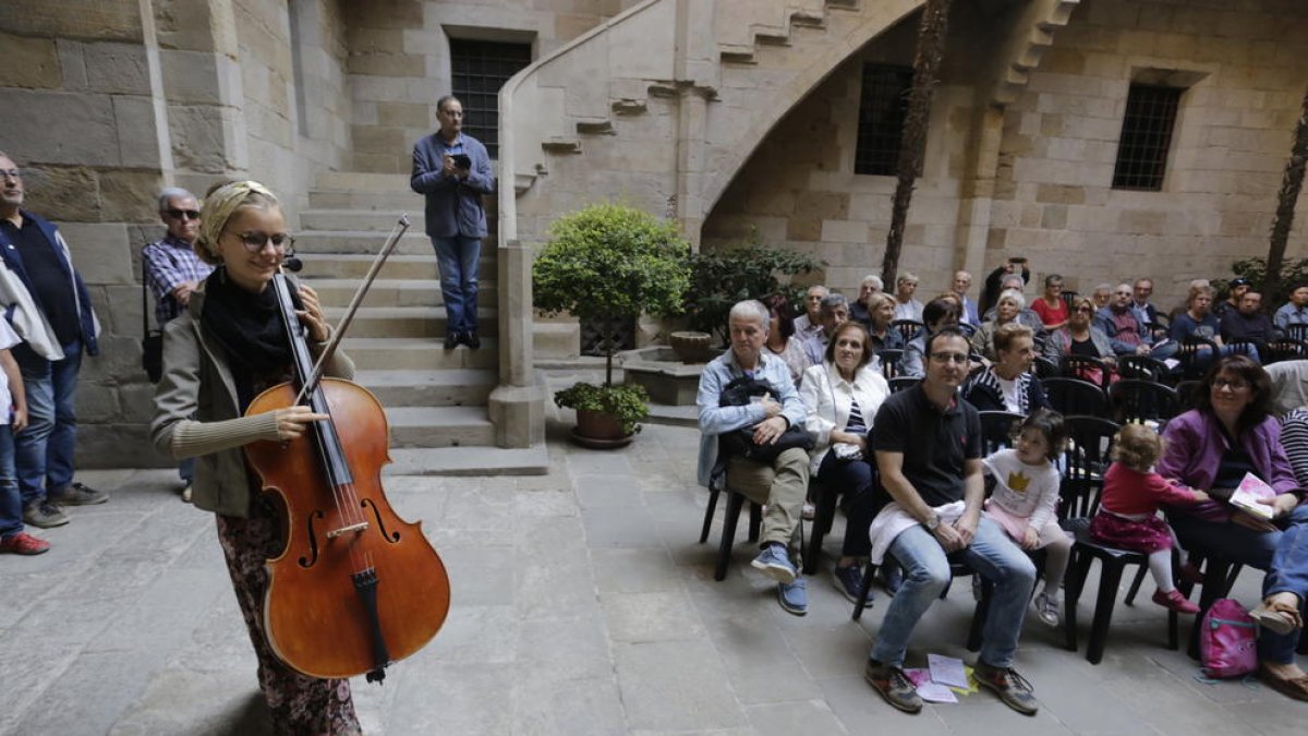 Els carrers i espais culturals de Lleida s'omplen de música