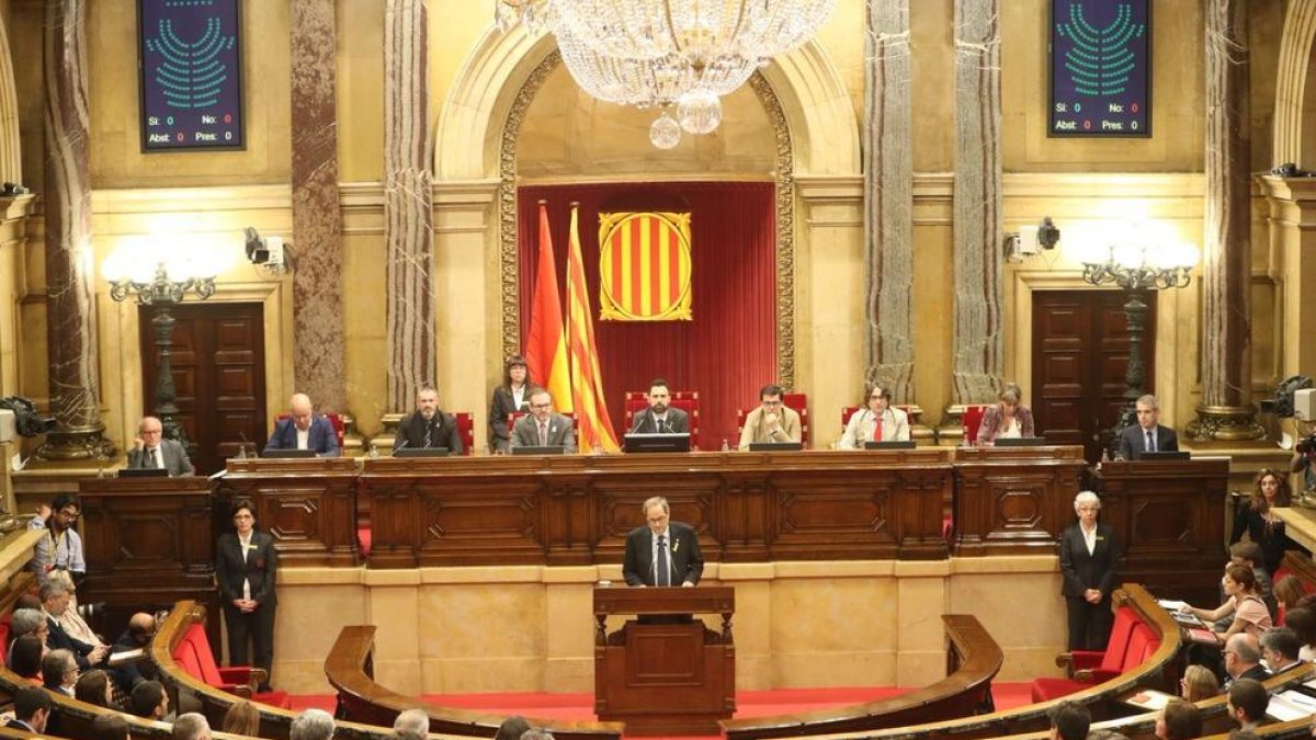 Torra compareix al Parlament