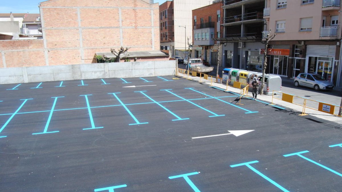 El nuevo estacionamiento de la calle Crist Rei de Mollerussa.