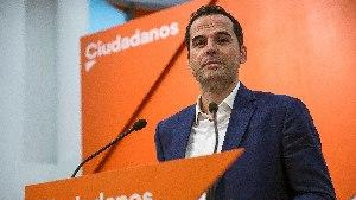 Ciutadans demana la dimissió de Cifuentes