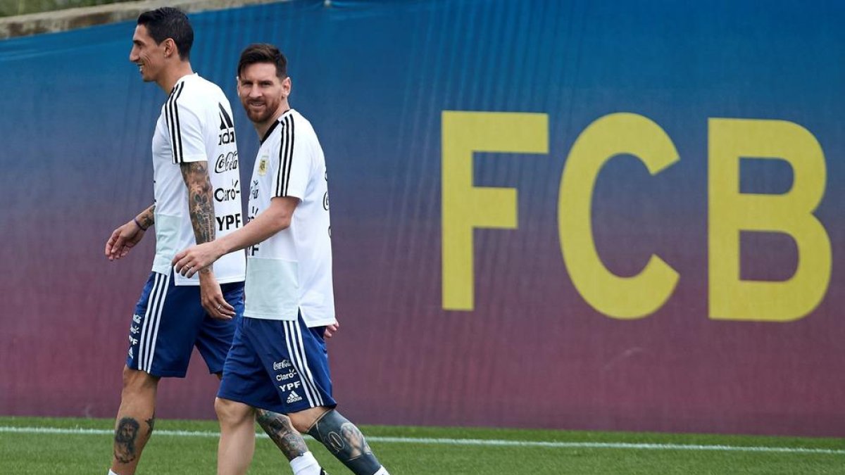 La selección argentina, con Leo Messi al frente, prepara el Mundial en las instalaciones del FC Barcelona.