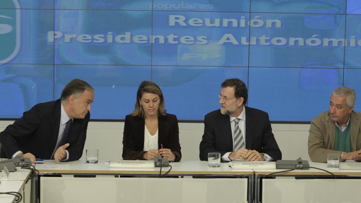 Imagen de archivo de González Pons, Cospedal, Rajoy y Arenas en una reunión del PP.