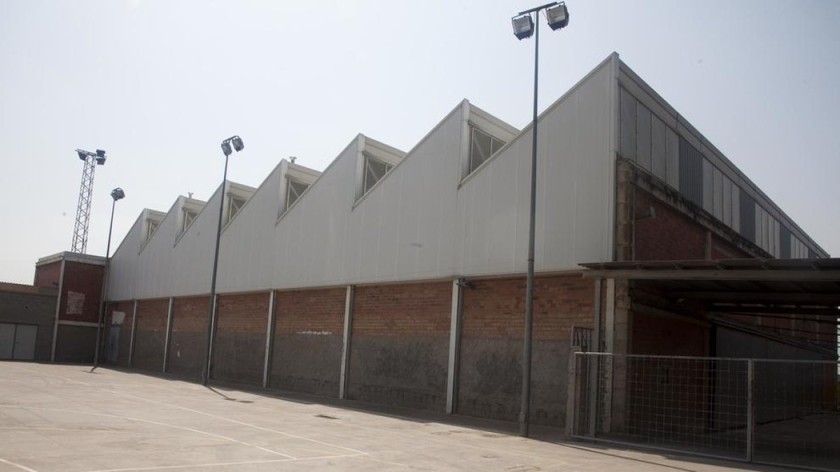 Imagen del polideportivo municipal de Castellserà. 