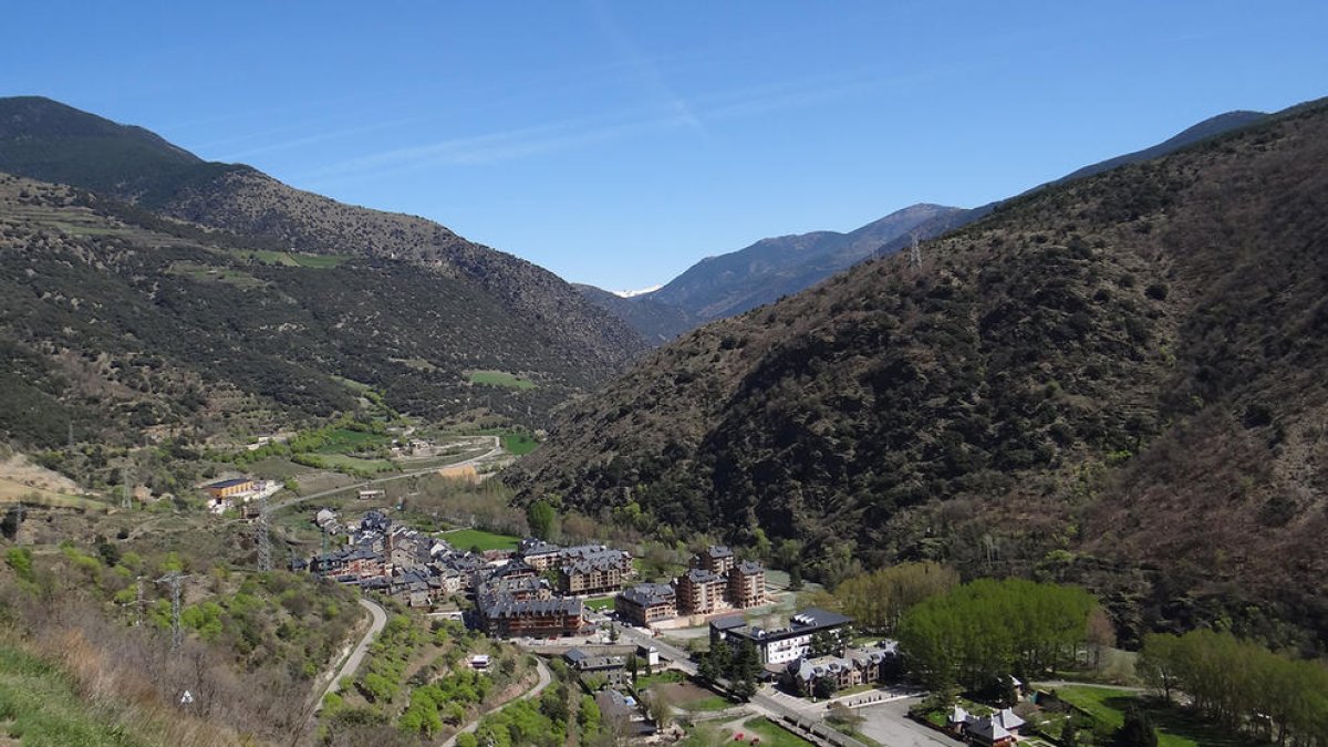 Vista panorámica de Rialp, en el Pallars Sobirà. 