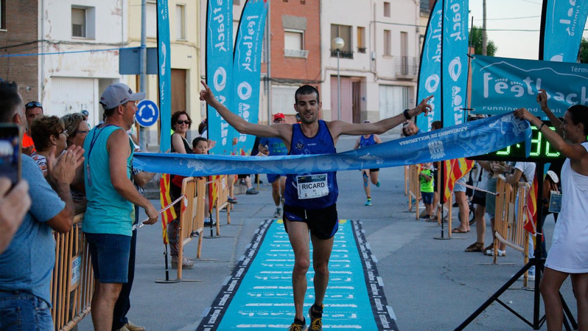 Ricard Pastó, del Xafatolls, se impuso en la prueba masculina de 10 kilómetros.