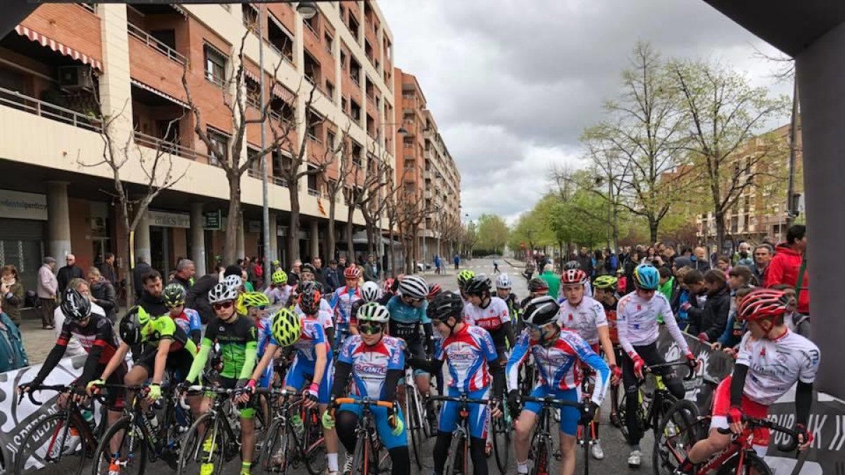 Más de un centenar de ciclistas en el Trofeo Speed Republik