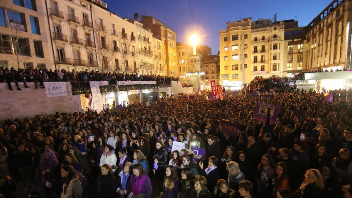 Els joves, protagonistes ahir a la manifestació de Lleida.