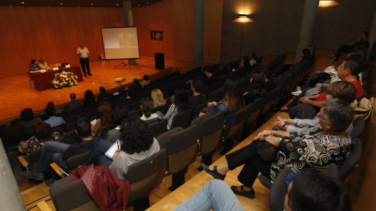 El auditorio Enric Granados acogió el evento. 