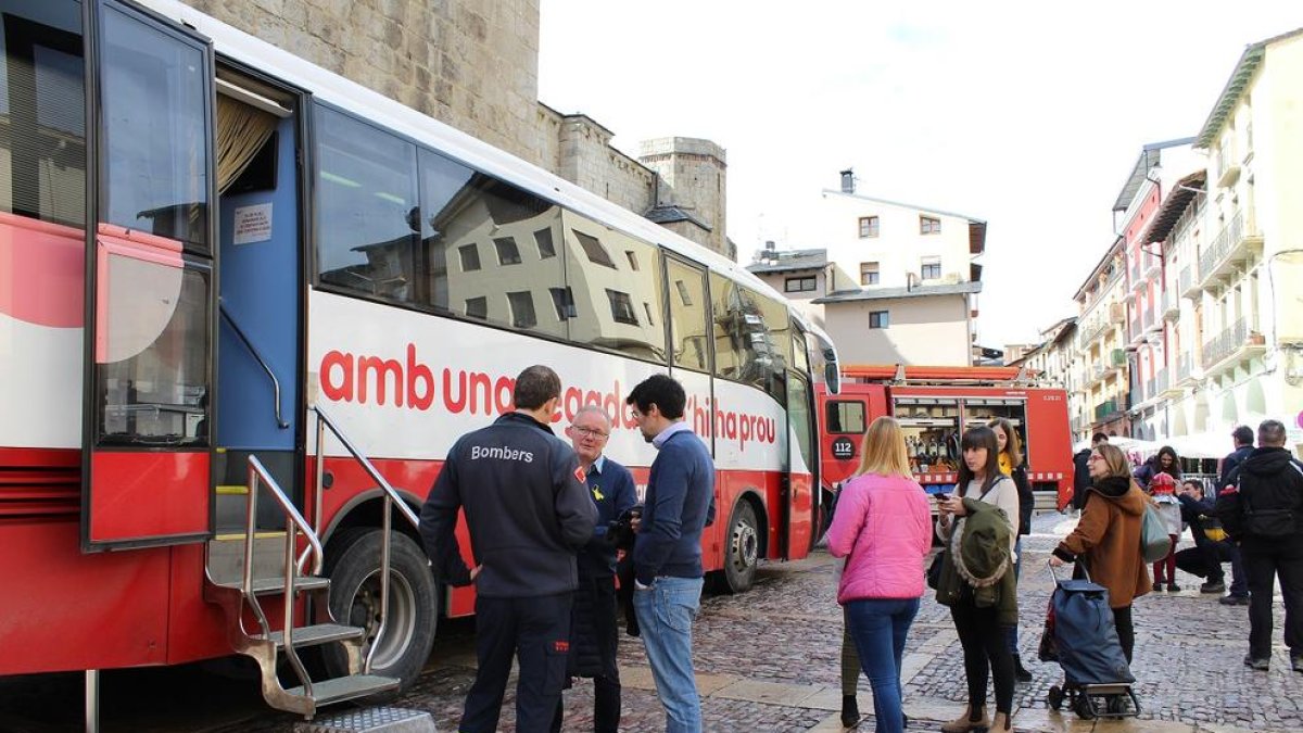 Buena acogida en la campaña de donación de sangre de los Bomberos en La Seu d'Urgell