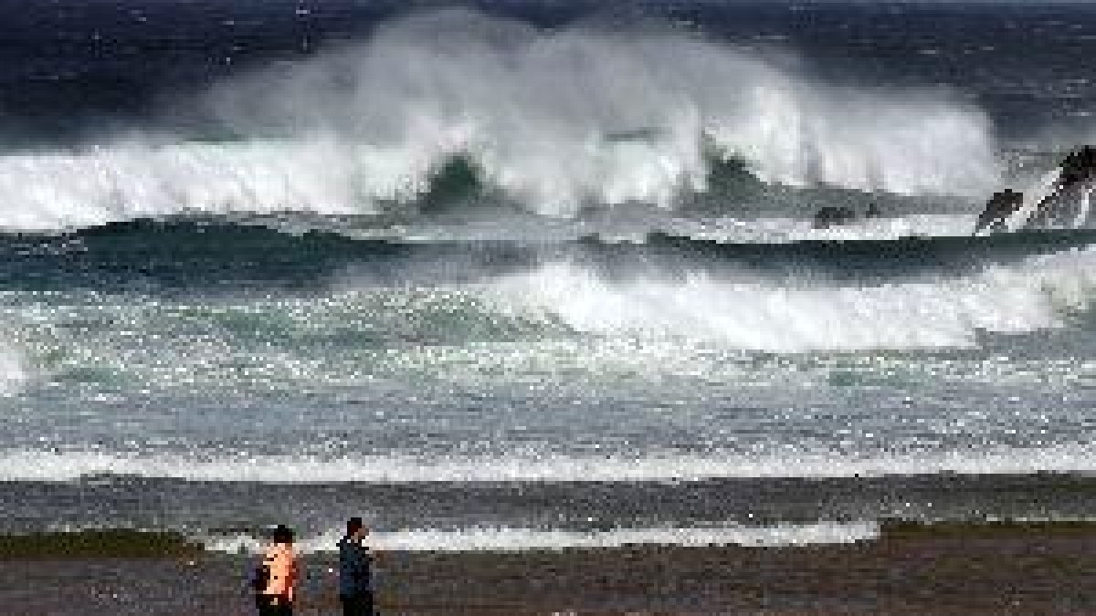 Alerta per l'arribada a Lleida aquesta nit de l'exhuracà Leslie en forma de llevantada