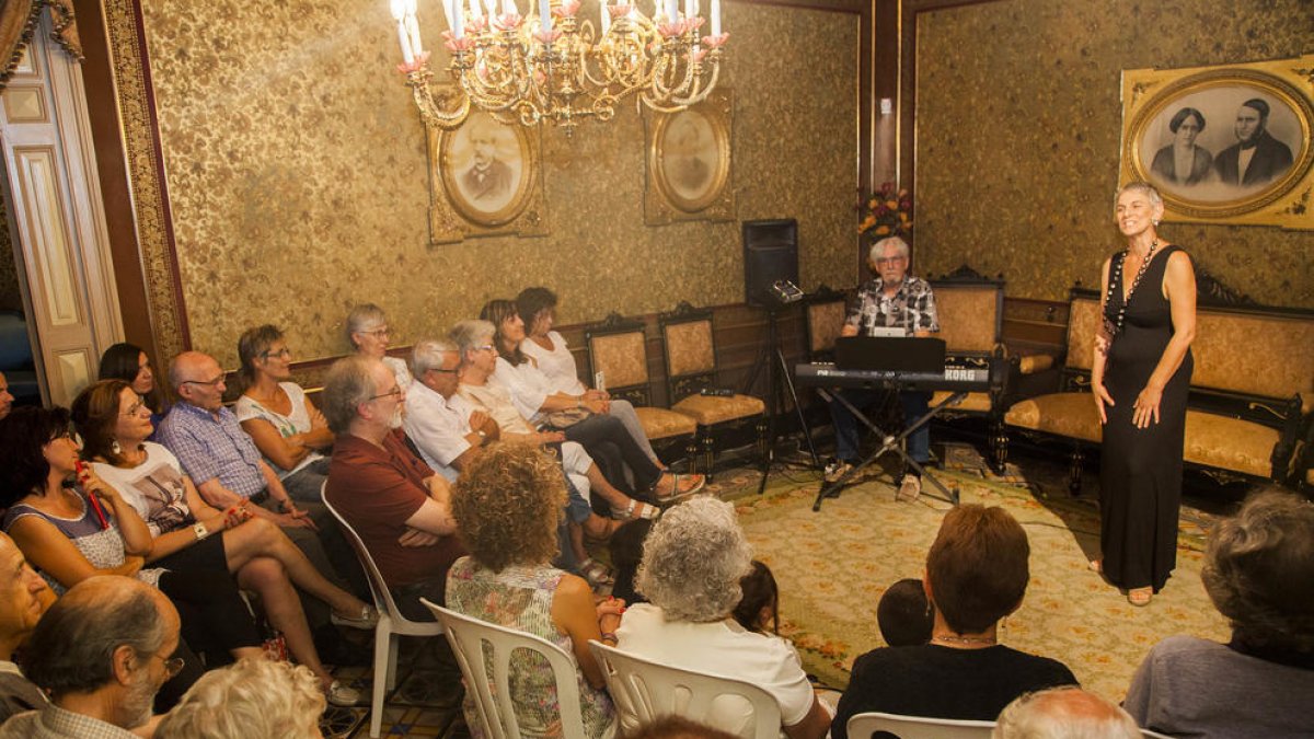 La rapsode Patricia McGill, divendres a l’estrena de la Isagoge a la Casa Duran i Sanpere de Cervera.