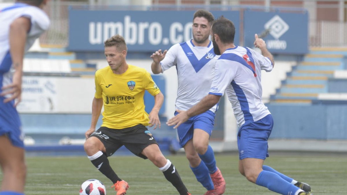 El Lleida Esportiu no va ser capaç de superar l’Europa, molt més rodat de cara al seu debut.