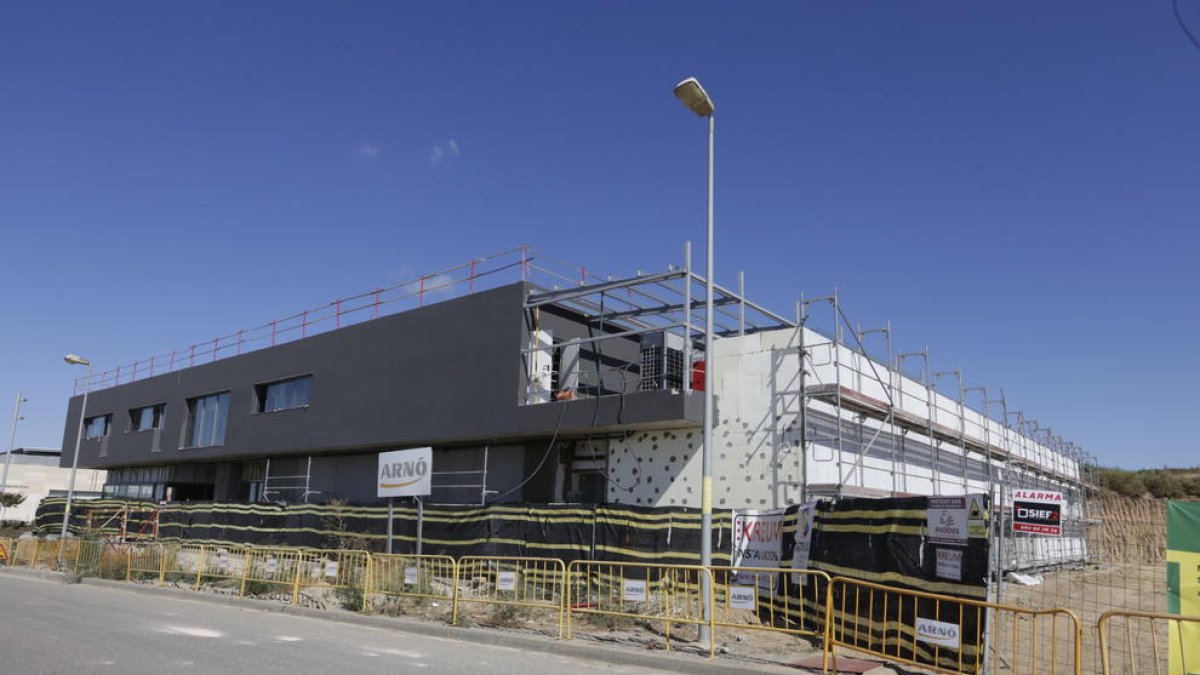 L’estat actual de la construcció de l’hospital veterinari per a la UdL a Torrelameu.