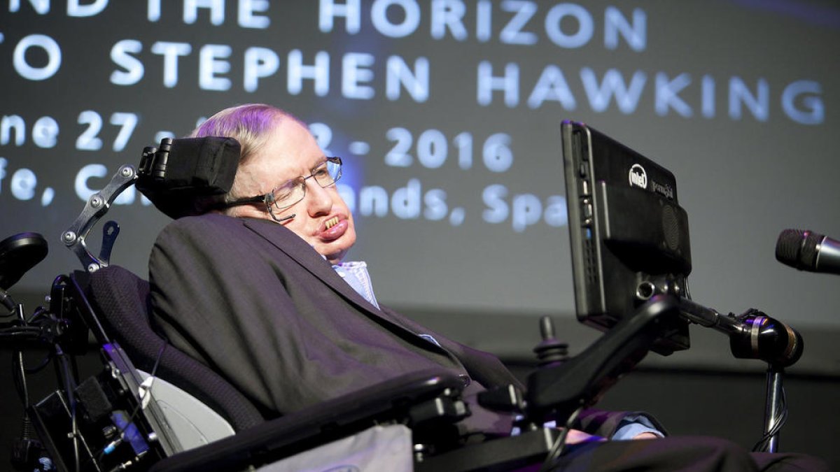 El físico británico Stephen Hawking, en una intervención en el festival Starmus, en Canarias.