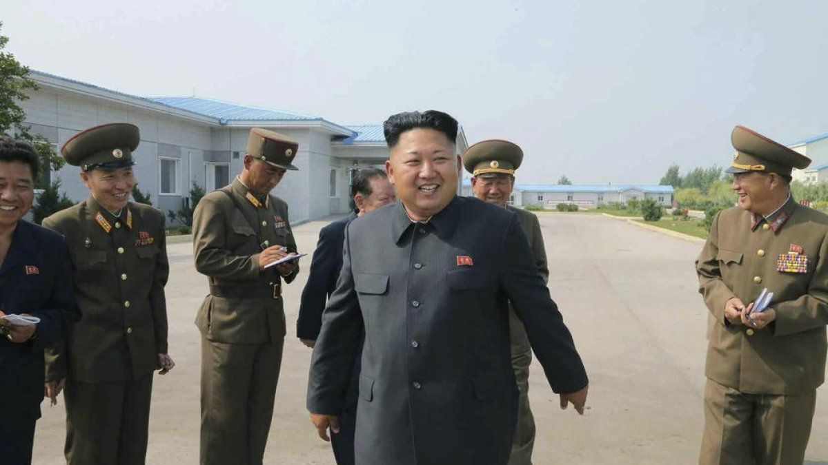 El líder norcoreano, Kim Jong-un, en una imagen de archivo durante unos ejercicios militares.