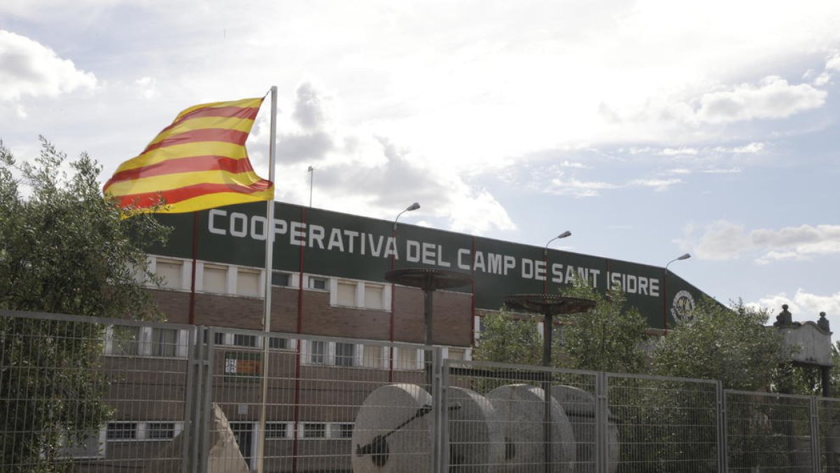 Les instal·lacions de la Cooperativa de Sant Isidre de les Borges Blanques.