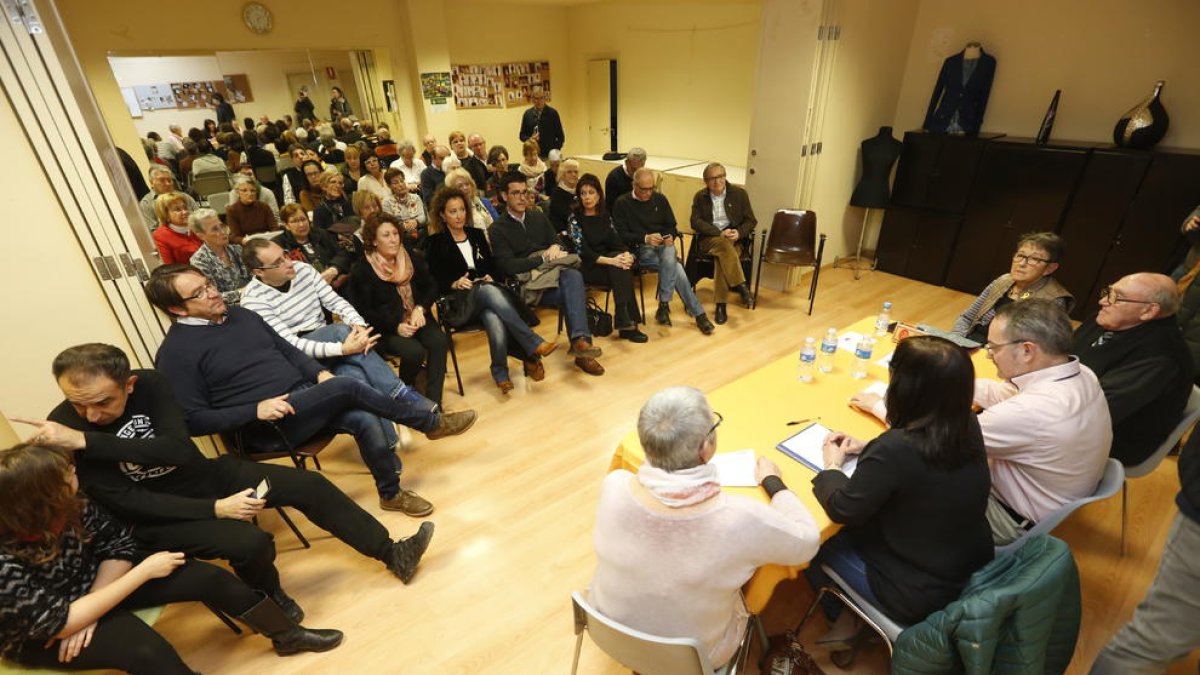 El local de l’associació està ubicat al carrer Taquígraf Martí.