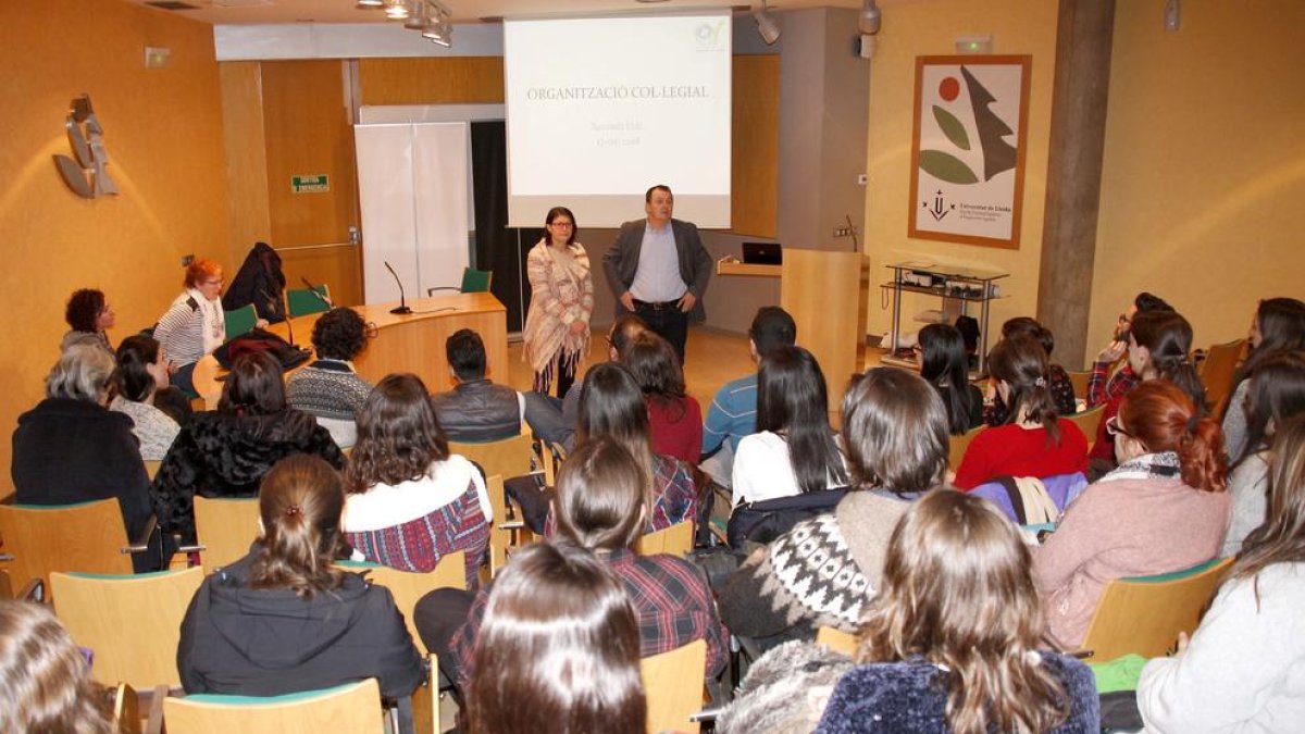 Un instante de la charla del Col·legi de Veterinaris de Lleida.