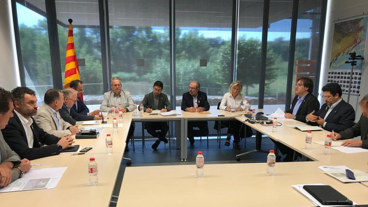 La reunión se celebró ayer en el Institut Geològic de Tremp.