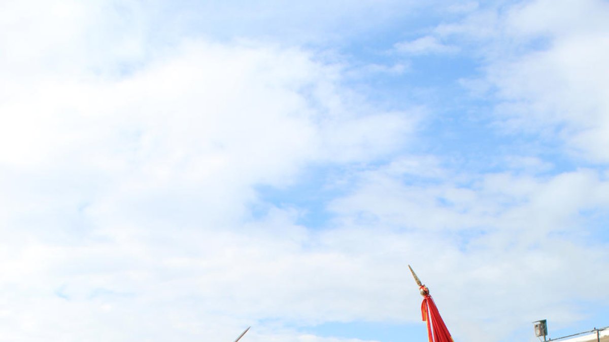 Un dels moments de la jura de bandera ahir a Talarn.