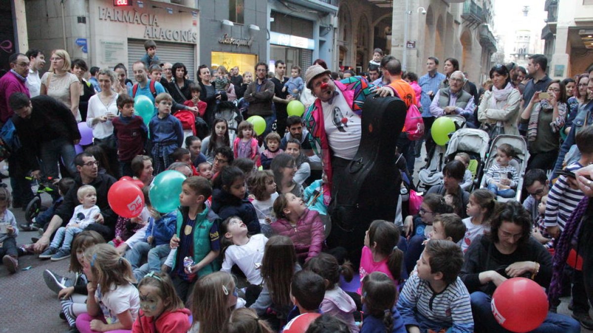 Imatge d'arxiu d'una festa infantil organitzada per l'Associació Antisida de Lleida.