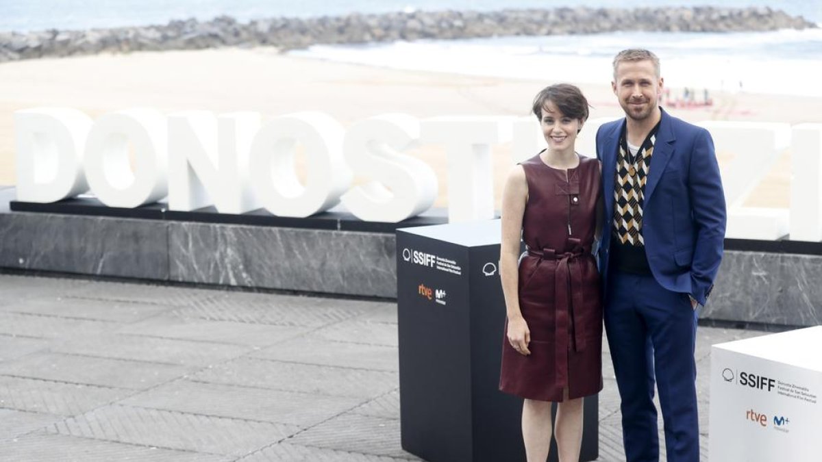 Claire Foy y Ryan Gosling, estrellas ayer en el festival donostiarra.